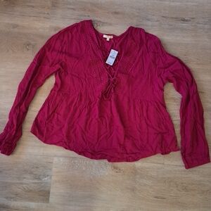 Wet Seal Red Maroon Burgundy V-Neck Crisscross Lace Up Blouse Women's Large